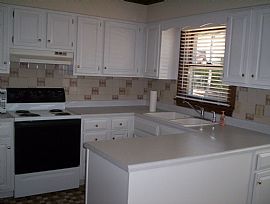 North Raleigh 3 Bedroom Ranch in Raleigh, NC (Photo 3 of 6)