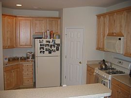 3BR/2.5BA Townhome Ft. Belvoir/Pentagon in Alexandria, VA (Photo 4 of 6)