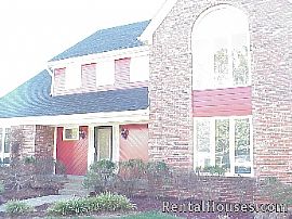 Beautiful Lake Forest in Louisville, KY