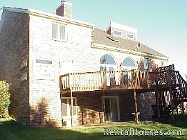 Beautiful Lake Forest in Louisville, KY (Photo 2 of 6)