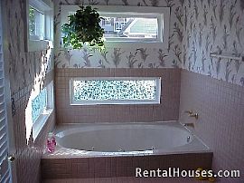 Beautiful Lake Forest in Louisville, KY (Photo 5 of 6)