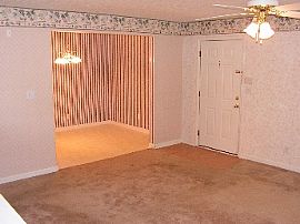 Condo on Shephersville Rd.  in Louisville, KY (Photo 4 of 6)