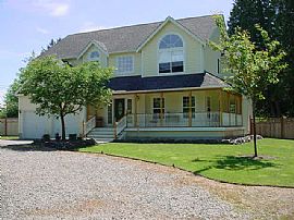 Country home on acreage in Tacoma, WA