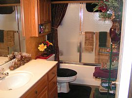 Spotless Original Model Home for Lease in Phoenix, AZ (Photo 5 of 6)