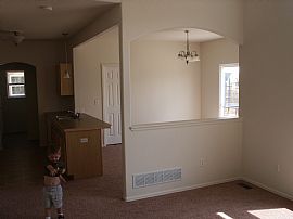 Great Home in Great Neighborhood in Lochbuie, CO (Photo 3 of 6)