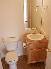 Great Home in Great Neighborhood in Lochbuie, CO (Photo 4 of 6)