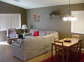 Single Family Home $999 Per Month in Fort Mohave, AZ (Photo 4 of 6)