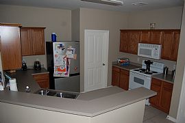 10 minutes from Randolph AFB, Loop 1604 in Cibolo, TX (Photo 5 of 6)