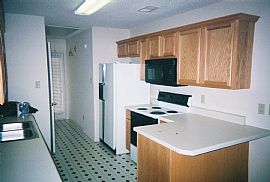 2 Bdrm, 2 Bath, townhouse for rent in Cordova, TN (Photo 5 of 6)