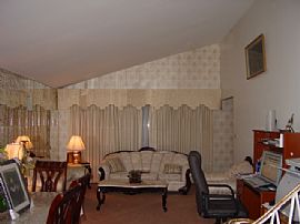 House for Rent in Oak Lawn in Oak Lawn, IL (Photo 2 of 3)