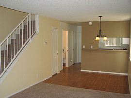 West Lancaster Townhomes in Lancaster, CA (Photo 5 of 6)