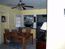 PRIVATE FURNISHED ROOM in North Miami Beach, FL (Photo 2 of 6)