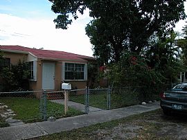 PRIVATE FURNISHED ROOM in North Miami Beach, FL (Photo 4 of 6)