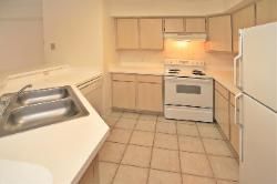 1B1B luxury condo on International Drive in Orlando, FL (Photo 3 of 5)