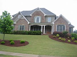 Luxurious House on the Hill in Kennesaw, GA