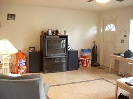 4/1.5 House w/ Shed SS Appliances in Apopka, FL (Photo 2 of 5)