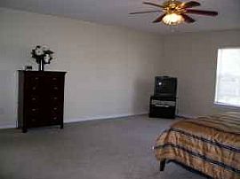 Beautiful home in great location in Summerville, SC (Photo 2 of 4)