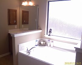 BEAUTIFUL HOME IN SUGARLAND/TELFAIR.  in Sugar Land, TX (Photo 4 of 6)