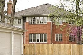 Walk to Train, Shopping, Schools, Parks in Park Ridge, IL (Photo 2 of 4)