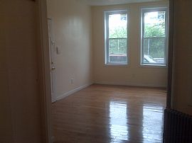 Beautiful, Newly Renovated Apartment in Union City, NJ
