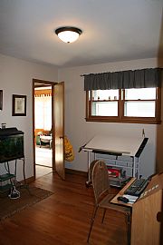 3br - HOUSE & GARAGE, Sun Porch, in Waunakee, WI (Photo 4 of 6)
