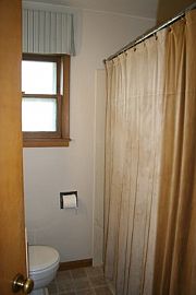 3br - HOUSE & GARAGE, Sun Porch, in Waunakee, WI (Photo 6 of 6)