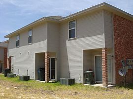 4plex unit in Great Area! Pets Allowed! in Killeen, TX (Photo 2 of 6)