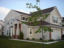 $1520 / 2br - Volo Townhouse For Rent in McHenry, IL
