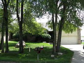 Shelby Township 2 Bedrm Duplex For lease in Shelby Township, MI