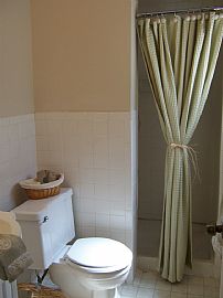 Updated home with Lake view in Cumming, GA (Photo 4 of 6)