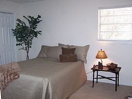 Updated home with Lake view in Cumming, GA (Photo 5 of 6)