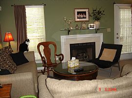 2 BR 2 1/2 BA Townhome for Rent in Birmingham, AL (Photo 3 of 5)