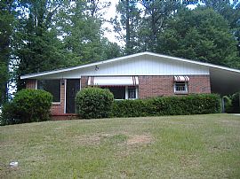 3 Bedroom/Optional 4th Bedrm Brick Home in Atlanta, GA