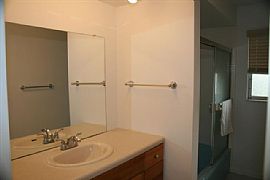 2/2/1 House with appliances in Clearwater, FL (Photo 3 of 4)