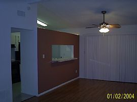 Newly remodeled 3/1 in Eastbrook in Winter Park, FL (Photo 4 of 4)