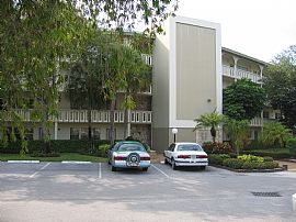 Wynmoor Antigua Village in Coconut Creek, FL