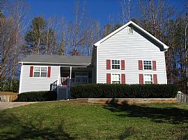 Ranch in Quiet subdivision in Auburn, GA