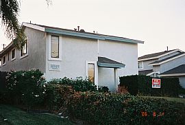 3Br 2Ba Modern Townhouse Style End Unit in Cypress, CA (Photo 1 of 2)