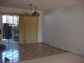 Spacious Two Storey Townhouse in Monterey Park, CA (Photo 2 of 6)