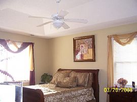4 bed 2.5 bath 2124 sq feet  in Reidsville, NC (Photo 2 of 2)
