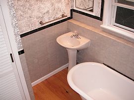 Prime loacation,very quiet 2BR Cottage in Highlands, NJ (Photo 3 of 4)