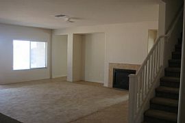 Huge 5 bedroom new house-never lived in in Chandler, AZ (Photo 1 of 6)
