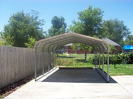 nice brick home for rent in Gulfport, MS (Photo 2 of 6)