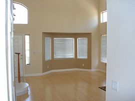 MOVE IN SPECIAL 6 BEDROOMS GATED in North Las Vegas, NV
