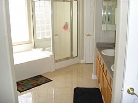 MOVE IN SPECIAL 6 BEDROOMS GATED in North Las Vegas, NV (Photo 3 of 4)