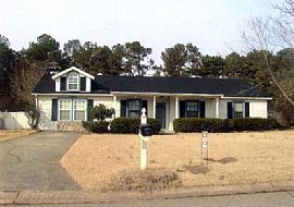 3/2 Elegant Spacious Home Close to I-85 in Lawrenceville, GA