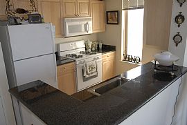 2/2 Condo, Util Incl, Across from Metro in Vienna, VA