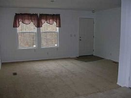 New Country Home Availible Now!! in Lancaster, OH (Photo 3 of 3)