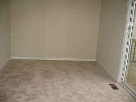 Spacious Townhome Available Immediately in Martinsburg, WV (Photo 4 of 4)