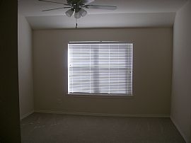 Single Family Home for Rent in Keller, TX (Photo 4 of 6)